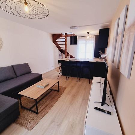 Duplex Neuf Centre Ville Avec Parking Neauphle-le-Château المظهر الخارجي الصورة