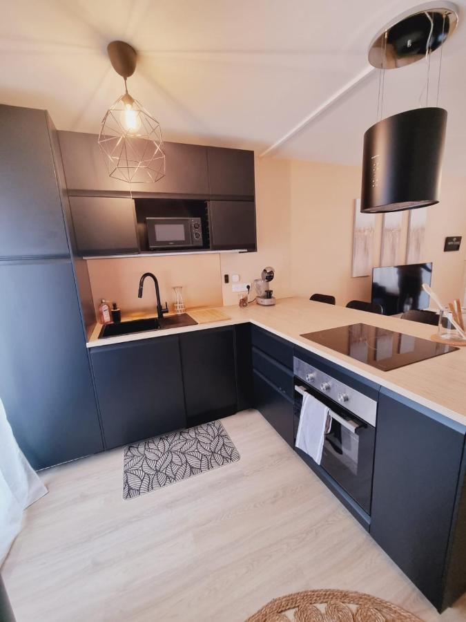 Duplex Neuf Centre Ville Avec Parking Neauphle-le-Château المظهر الخارجي الصورة